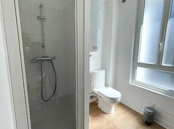 Les 4 Saisons - 1 アパート